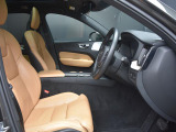 XC60 T5 AWD インスクリプション 4WD 4WD 本革シート