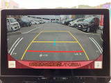 バックガイドモニターで、後方を確認しながら安心して駐車することができます。運転初心者も熟練者も必須の機能ですよ!