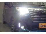 話題のLEDヘッドランプが採用されております! 省電力で長寿命、しかもとても明るく熱くなりにくい性質を持ったライトになります。虫も寄ってきにくい性質も持っております。