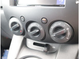 【車屋】として、長く車業界に従事した経験豊富なスタッフが多数在籍しております。