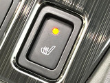 【シートヒーター】寒い日に重宝するシートヒーター!エアコンより早く温まってくれるので寒がりの人も安心ですね♪エアコンの温風は乾燥するから苦手、という方にもをおすすめです。