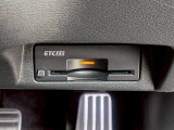 今では必需品のETCもパネルデザインにフィットするビルトインタイプなので、見た目もスッキリとしています