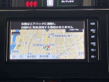 純正ナビを装備。タッチパネル式で使いやすく、お出かけもラクラクです。