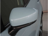 【ドアミラーウインカー】格好良さだけではなく対向車両からの視認性もよく安全に走行する為の安全装備のひとつです。