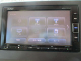 純正ナビゲーション(DVD・CD・フルセグTV・Bluetooth搭載)付き