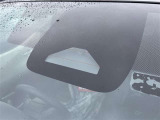 【衝突被害軽減ブレーキ】前方の車両や横断する歩行者などを検知した時、衝突回避や被害軽減をサポートします!!