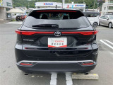 広々とした車内空間に優れた燃費性能。更にデザインも上質で人気のお車です!