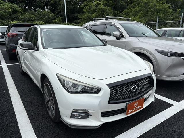 スカイライン 2.0 200GT-t 禁煙車 黒ハーフレザーシート