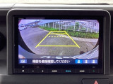 バックモニター付きで、車庫入れやバック時の後方確認をしっかりサポート。モニターに映し出される映像で死角も確認しやすく、狭い場所での駐車や後退時の操作をより安心して行えます。