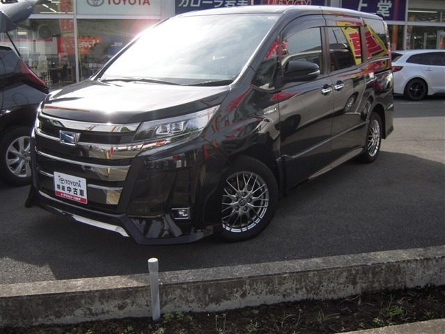 ノア 1.8 ハイブリッド Si W×B II