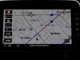 10インチの大画面だから地図が大きく見えます。インテリジェント アラウンドビューモニターも大きく表示します。