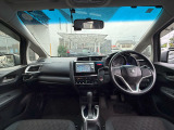 インパネ周りのお写真です。 視界が広く運転もしやすくなっております♪