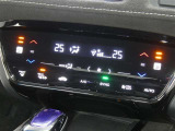 【オートエアコン】車内温度を感知して自動で温度調整をしてくれるのでいつでも快適な車内空間を創り上げます!どの席に座っても快適なドライブが楽しめます♪