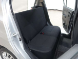 ゆとりある広々とした車内空間は、ドライブを始め買い物やレジャーなど、幅広く活躍します。一人でもみんなとでもお出かけを楽しみましょう!