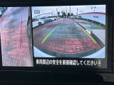 左サイドカメラとフロントカメラ運転席から死角となりやすい車両左前部分や前方部分もバッチリ見えます♪
