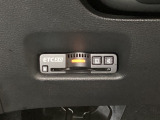 ハンドルの左下にETC2.0がついています。高速道路の料金所の通過も楽々です。 カードの取り出しもしやすい場所についています。