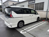 セレナ 2.0 ハイウェイスター VセレクションII 