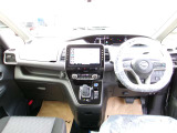 セレナ 1.2 e-POWER ハイウェイスターV 