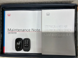 スマートキーは鍵をバッグに入れたままでもドアロックの開閉やエンジンのON・OFFができます。夜間や雨の日も鍵を探さなくて良いので便利です。