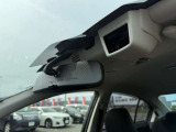 【アイサイト】前方の車両等を検知し、衝突しそうな時は警報で注意を促し、ブレーキを踏む力をサポート。ブレーキを踏めなかった場合は衝突被害軽減ブレーキが作動、衝突回避をサポートします。