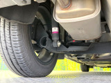 お車を安心してお乗りいただく為には、足回りの定期点検が欠かせません。サービスサポート(有償保証)では無料点検もご提供しており、安心のカーライフをお過ごしいただけるサポート体制が整っています。
