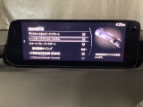 ハンドル操作をアシストすることにより車線からの逸脱回避を支援します。