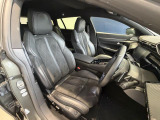 長時間運転しても疲れにくいシートです