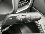 LEDヘッドライトは省電力ですが、純白光で驚くほど明るく夜道を照らしてくれます。