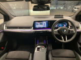 ☆センターパネルを運転席側に僅かに傾けたBMW独特のインパネ☆【駆け抜ける歓び】はここからもスタートしております☆
