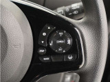 ◆アダプティブクルーズコントロール◆予め設定した車速内でクルマが自動的に加減速。前走車との適切な車間距離を維持しながら追従走行します。【LKAS】車線維持支援システムでステアリング操作を支援。