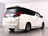 当店では、厳選された車両のみ展示しております。アルファード・ヴェルファイアに特化した専門店ならではの豊富な在庫の中から、お気に入りの一台をお探しください!
