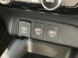 USB充電口を搭載しています!携帯電話の充電などに便利です!
