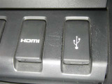 【充電用USB端子】デバイスの充電に便利です。※実際の接続端子は写真で確認or店舗までご気軽にお問合せください♪