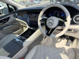 中古車だけではなく、新車も多岐にわたり、正規輸入車販売を行っております。全国選りすぐりの仕入ネットワークの中からあなたにピッタリのお車を探します!