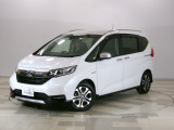 ホンダカーズ東京中央中村橋店へようこそ。当社下取りのお墨付き車両。人気車両で充実装備の一台。おススメです。どうぞご覧ください。