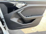 Audi の認定中古車は最長で7年保証(有償延長保証含む)。Audi認定中古車だからできる、変わることのない「確かな安心」を。