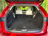 普段のお買い物や通勤、送迎等に十分な荷室スペースを確保しております。セカンドシートを倒すと、大きな荷物の積載も可能です♪