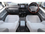 ランドクルーザー70 4.0 4WD 