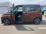 納車前にはプロのメカニックが点検、整備を行いますので安心してお乗り頂けます!!