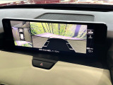 【360&deg;ビューモニター】専用のカメラにより、上から見下ろしたような視点で360度クルマの周囲を確認することができます☆死角部分も確認しやすく、狭い場所での切り返しや駐車もスムーズに行えます。