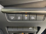 【クリアランスソナー】駐車、発進の低速走行時に、周囲の障害物をブザーとディスプレイ表示でお知らせして、衝突回避をサポートします!