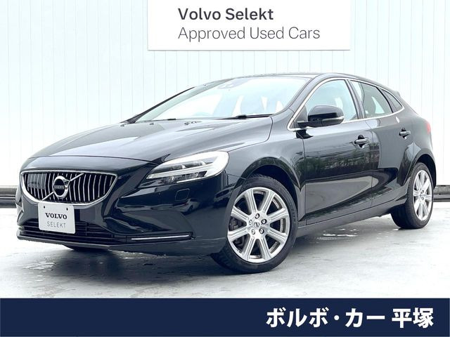V40 T3 インスクリプション