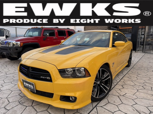 チャージャー SRT8 スーパービー