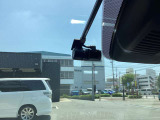 もう無くてはならない、ドライブレコーダーが搭載済みです!あおり運転等の抑制にもなりますし、万が一の時もこれでバッチリ確認できます!