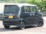 外装も丁寧に磨いております。是非1度実車をご覧ください!