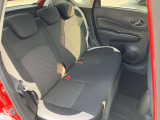 納車時にメンテナンスノートをお渡しします。おクルマの点検整備や保証内容がきちんと記録されているから安心です。メンテナンスは安心と信頼の日産サービス工場で。