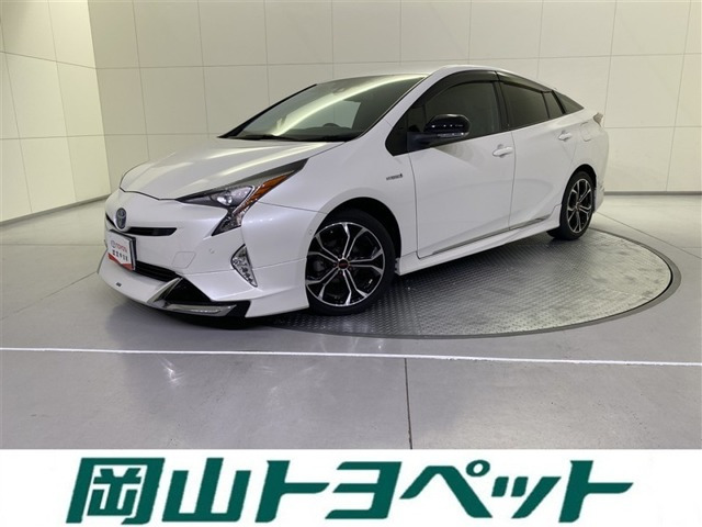 トヨタ プリウス 