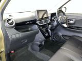 見通しのよいすっきりとした視界で、誰でも運転しやすいです。運転のしやすさは疲れにくさにも繋がりますよ♪