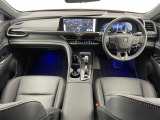 クラウンスポーツ 2.5 Z E-Four 4WD 本革シート サンルーフ