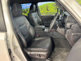 運転席シート廻りは使用感も少なく、良好な状態となっています。丁寧に使われていたことがよくわかりますね。
